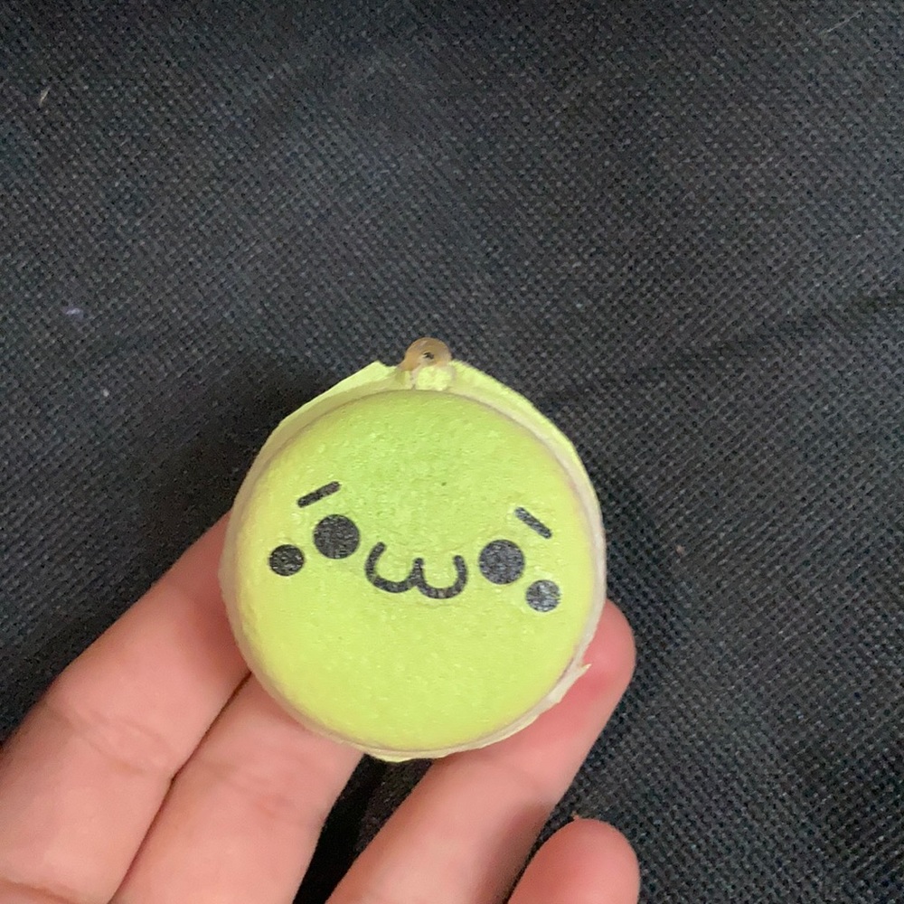 green macroon squishy
